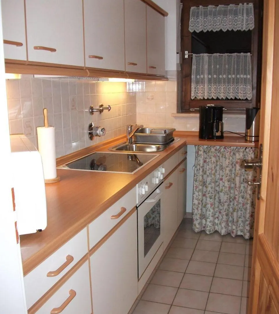 Haus Alpenland/Schneider Apartment Obermaiselstein